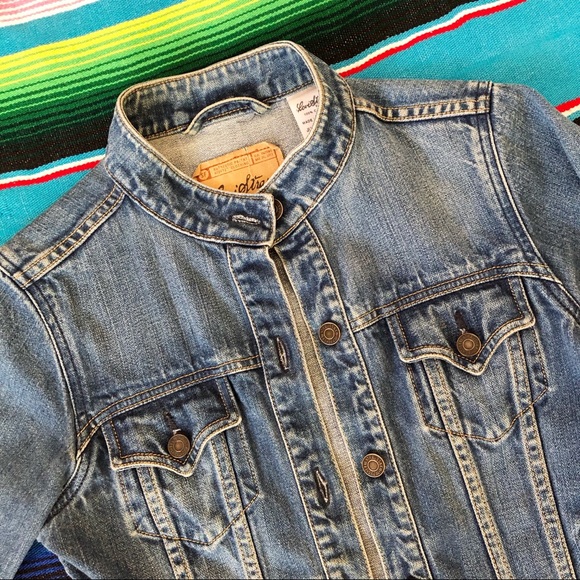 Levi's Jackets & Blazers - Levis Blue Demin Jean Jacket